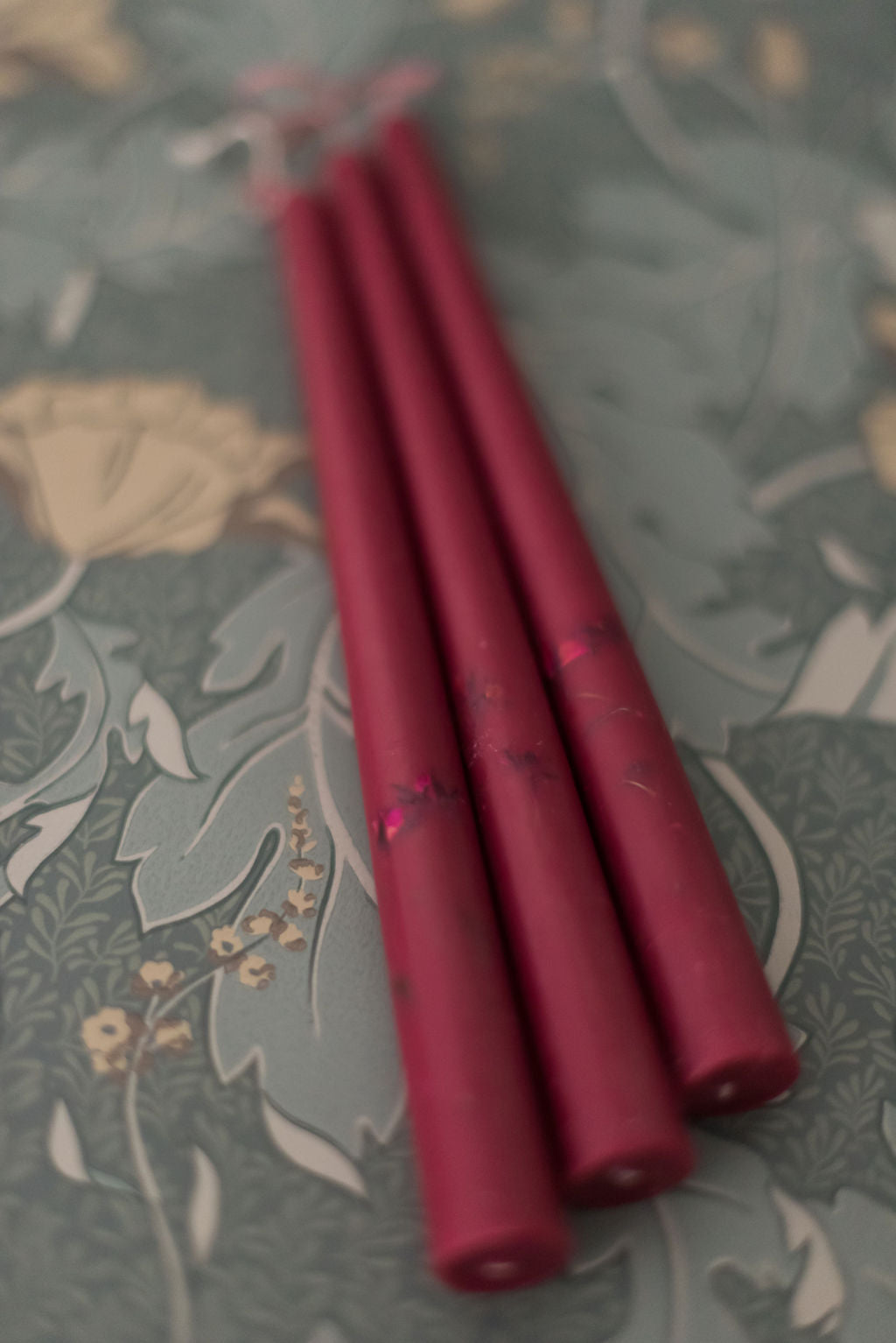 Floral Inlaid Tapered Candle in Burgundy - Set of 3