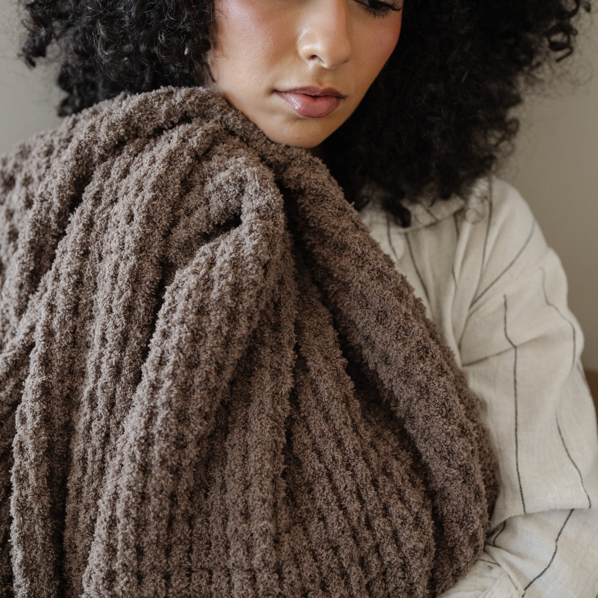 WAFFLE KNIT THROW BLANKETS