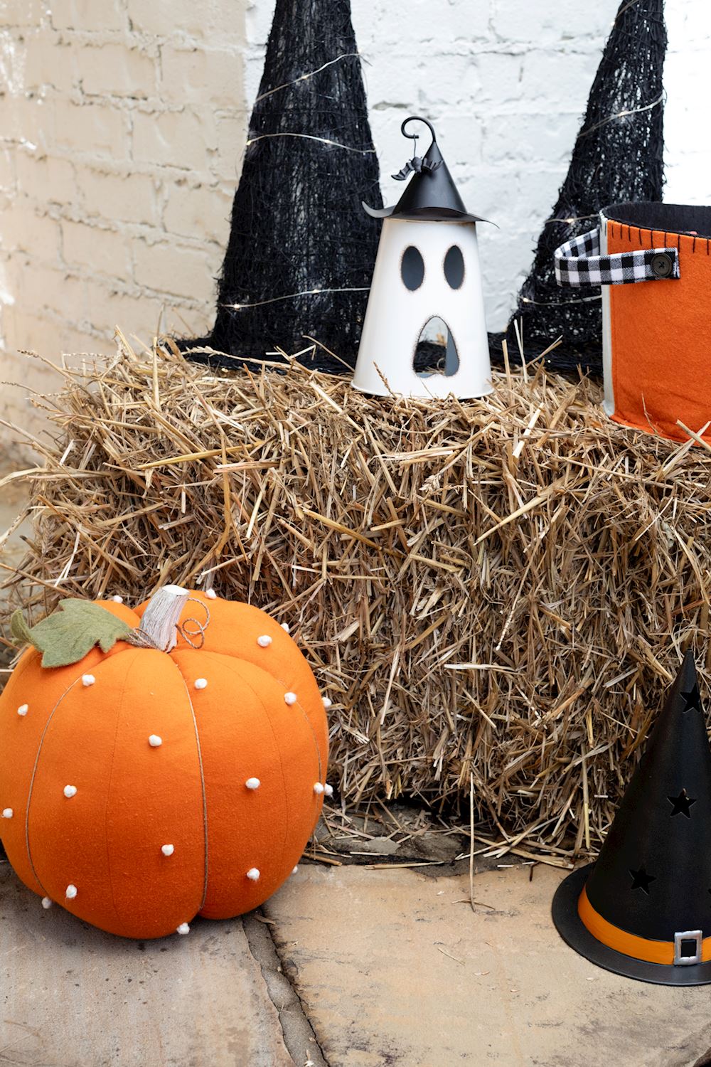 Light-Up Witch Hat Set