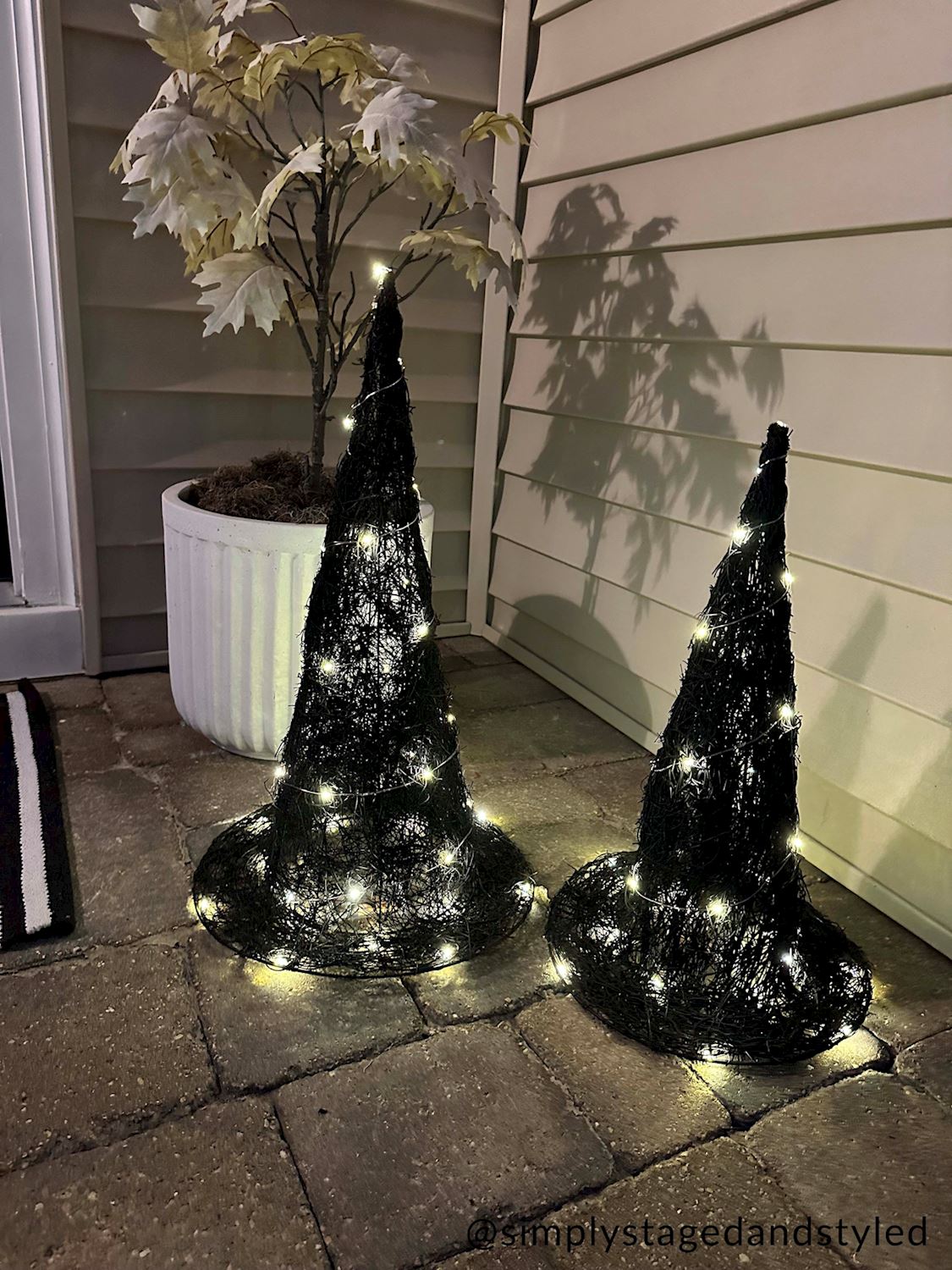 Light-Up Witch Hat Set