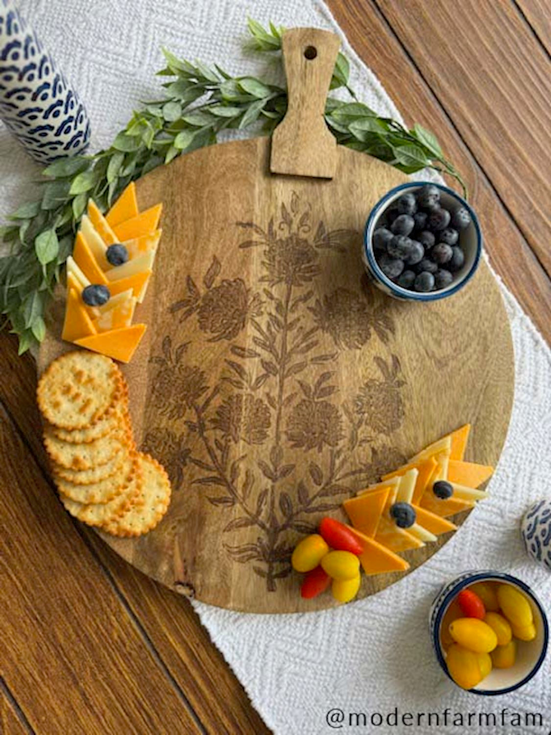 Flower Cluster Paddle Board