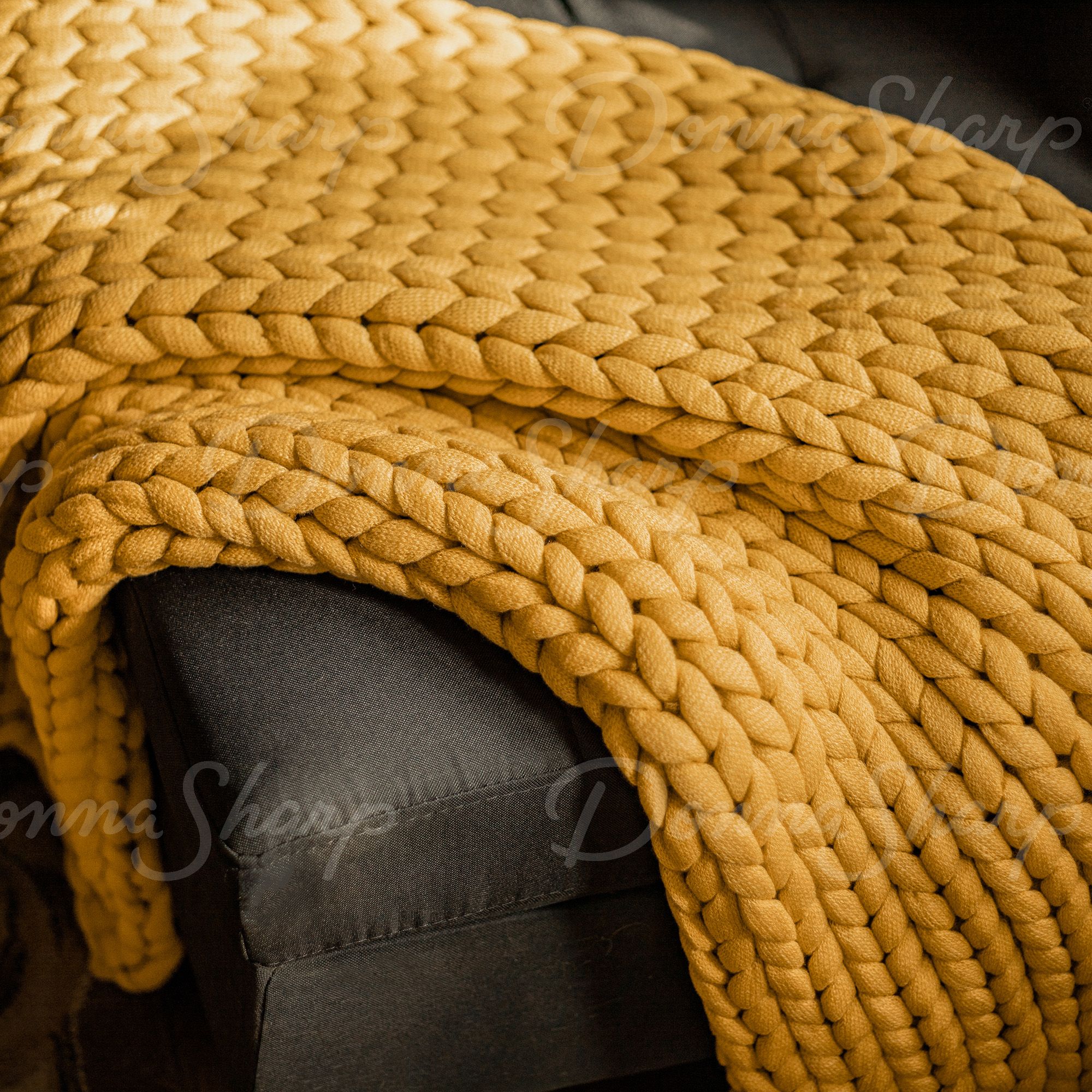 Chunky Knit Throw- Gold