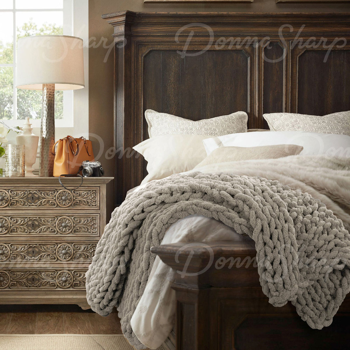 Chenille Knit Throw- Dove