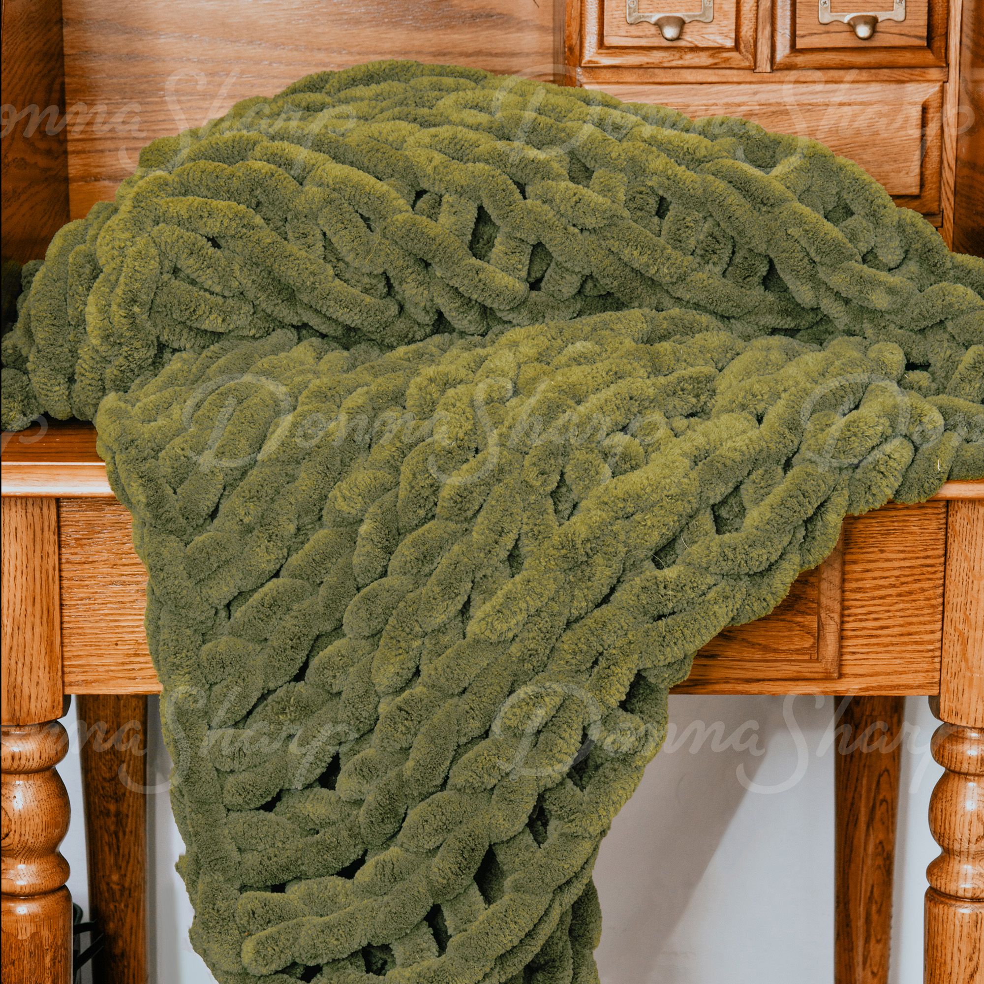 Chenille Knit Throw- Olive
