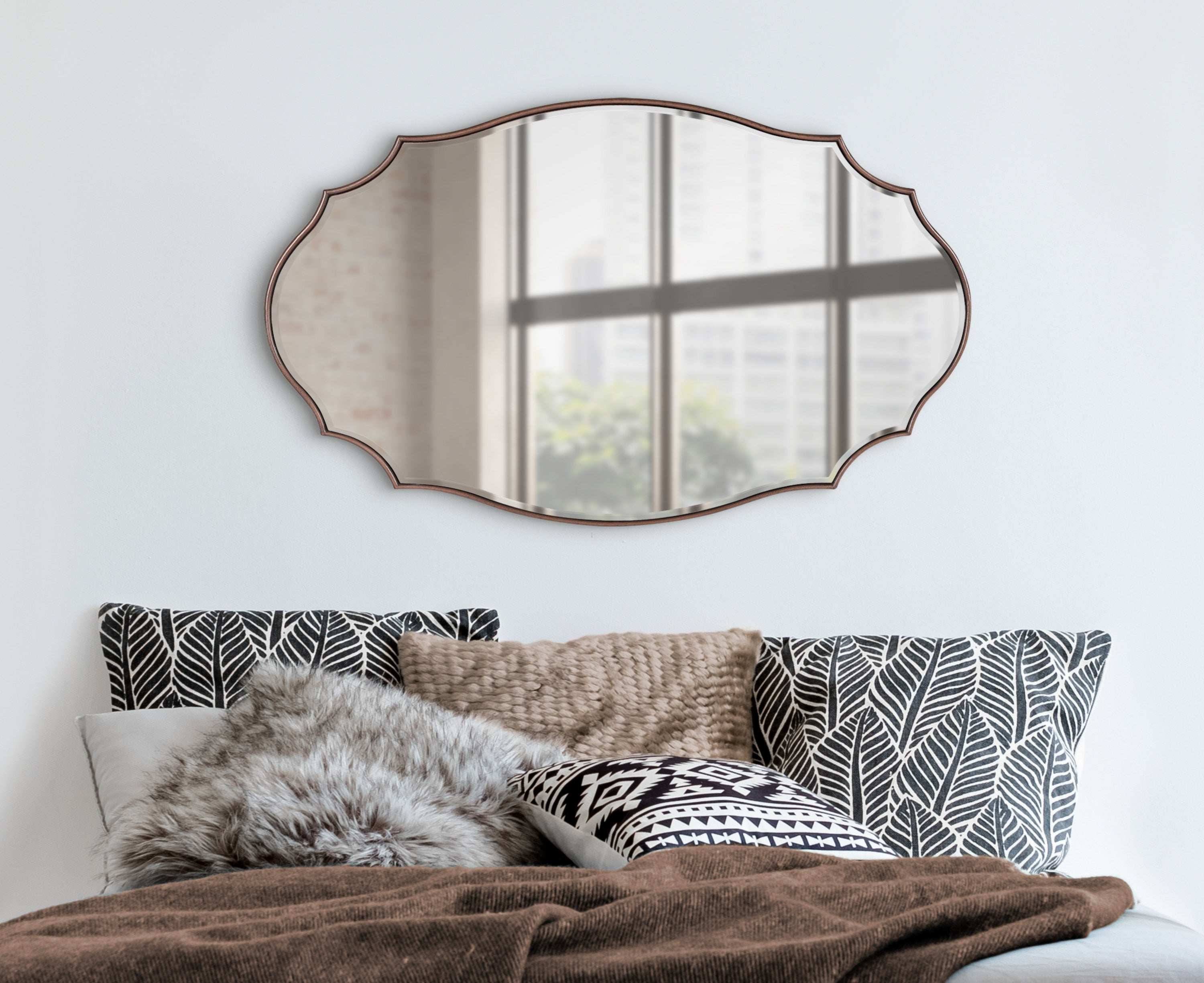 Leanna Scalloped Oval Wall Mirror