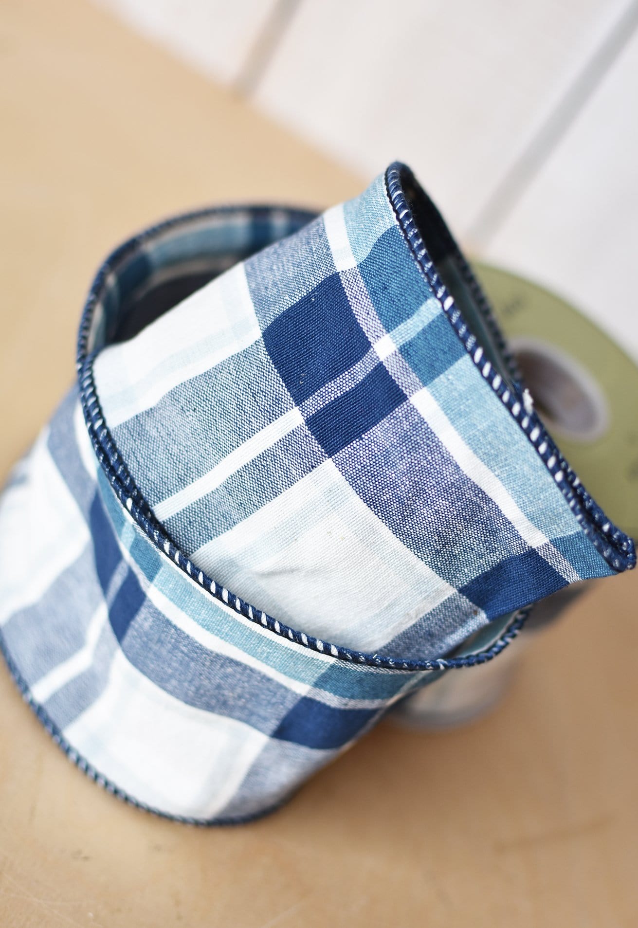 4"X10yd Blue + White Checkered Ribbon