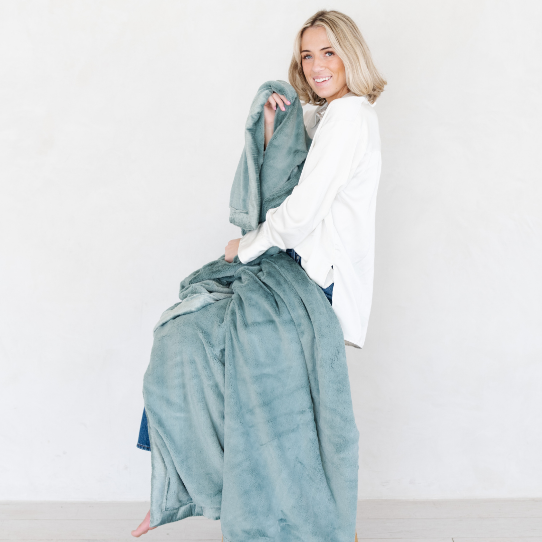 LUSH XL BLANKETS