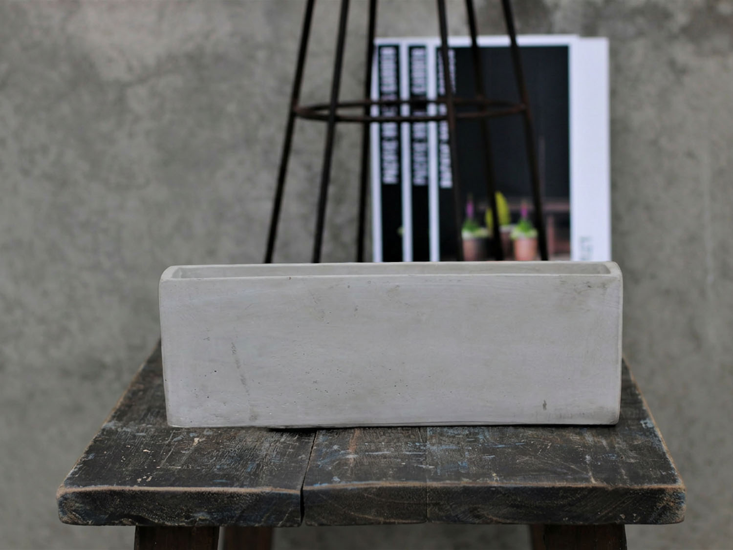 Low & Mid Rectangular Concrete Planter By Plantatorem