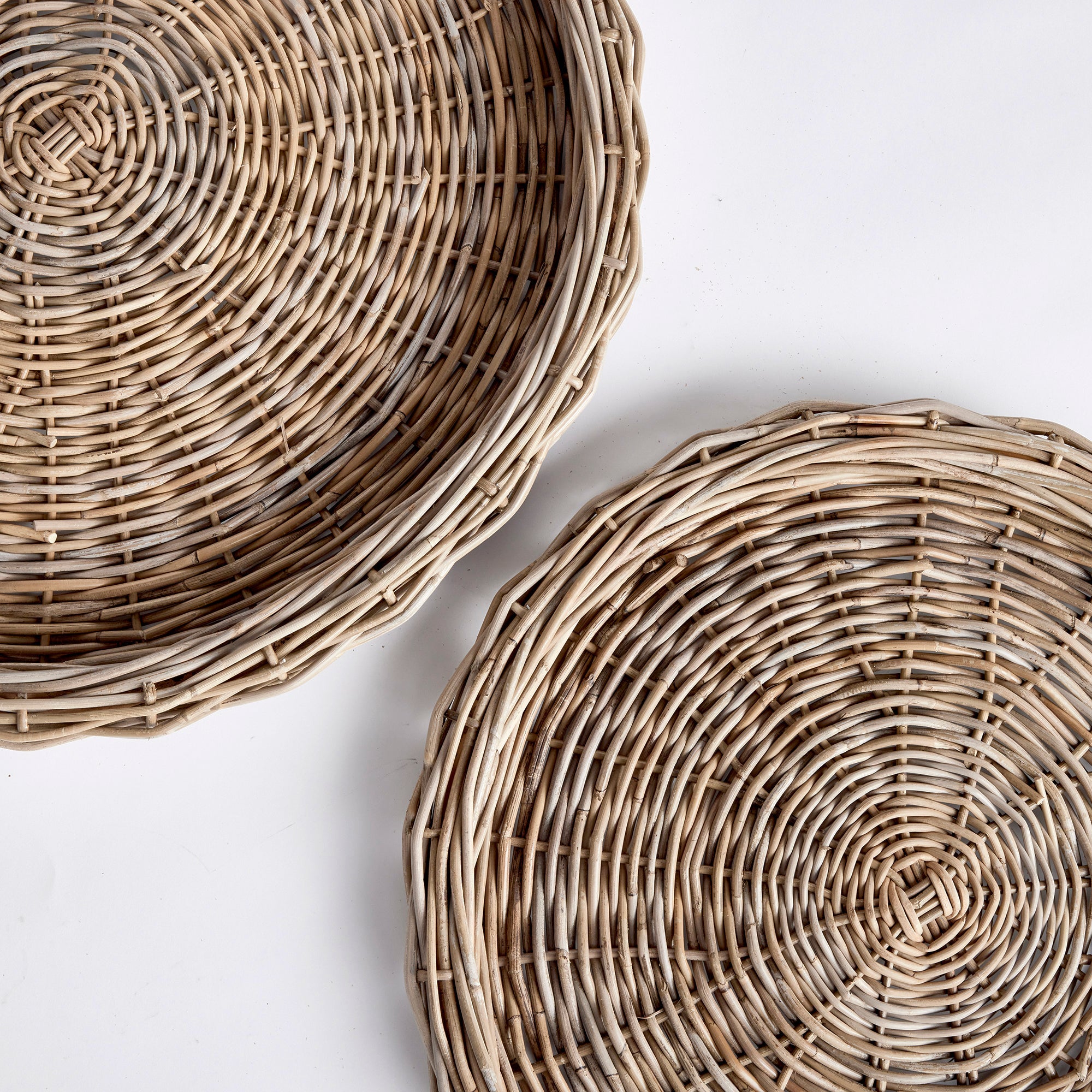 Jules Round Trays, Set of 2