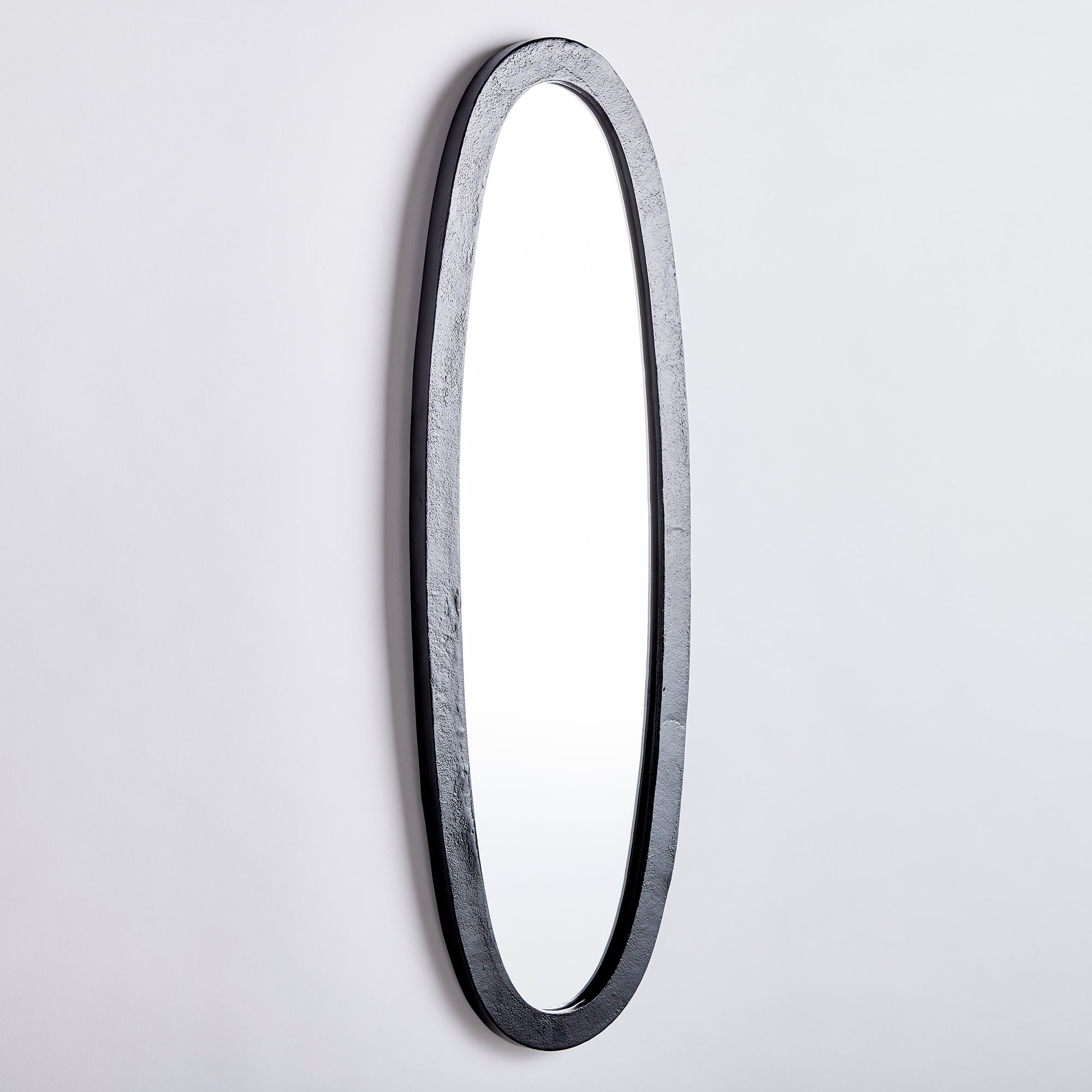 Lamelle Oval Mirror- Black