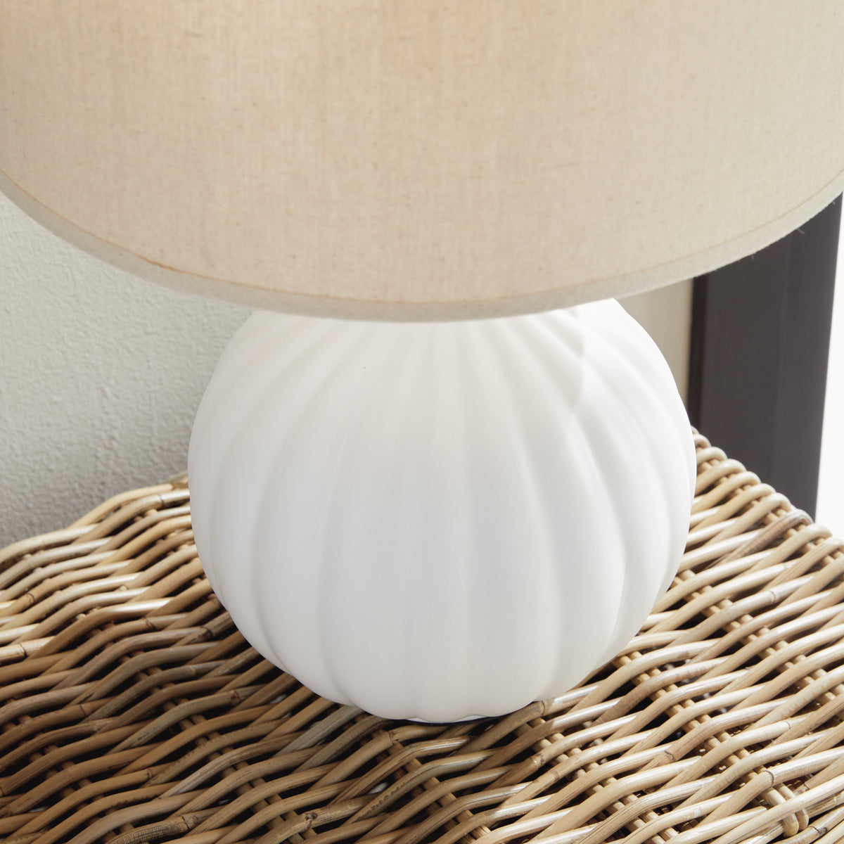 Nessa Lamp
