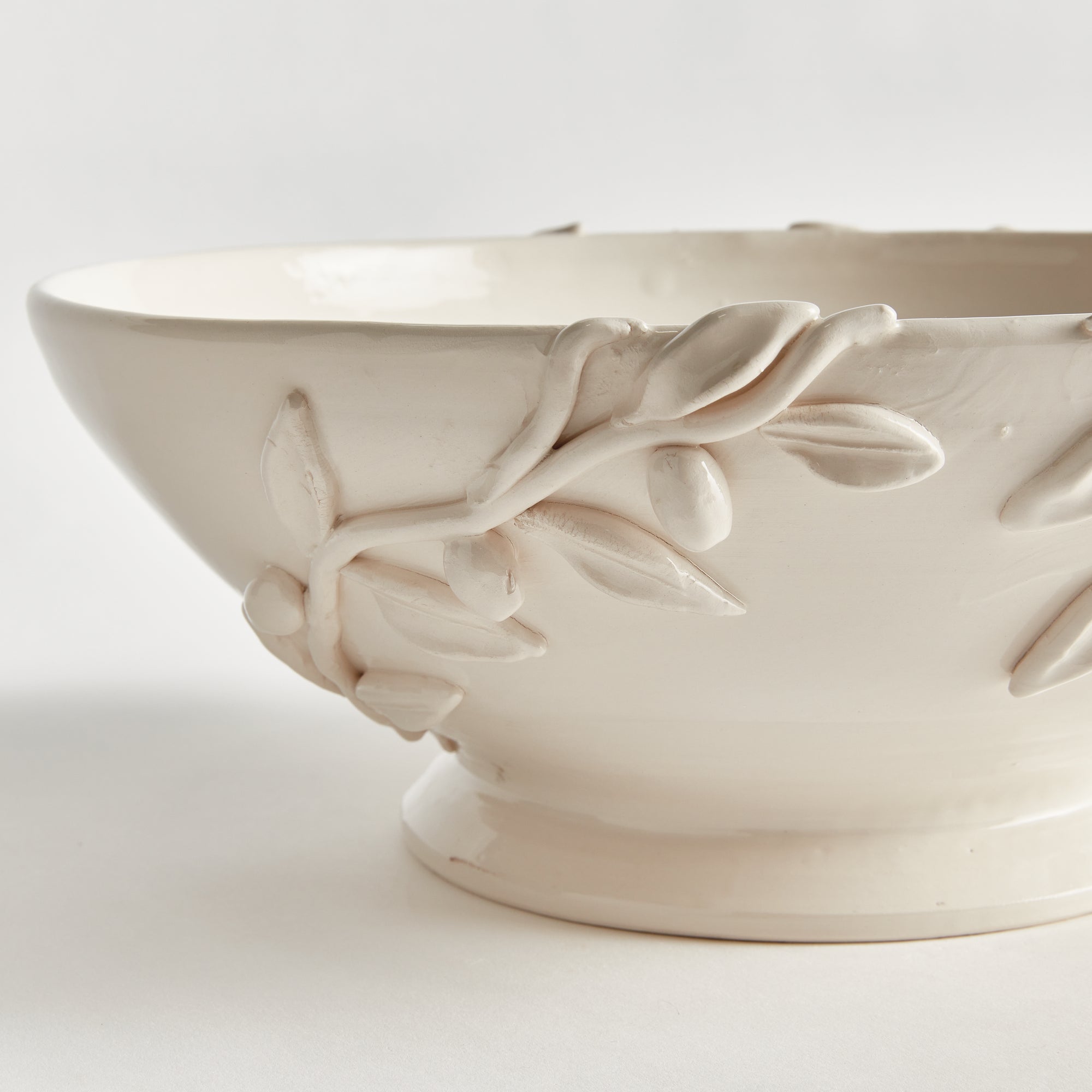 OLIVELLA FOOTED BOWL