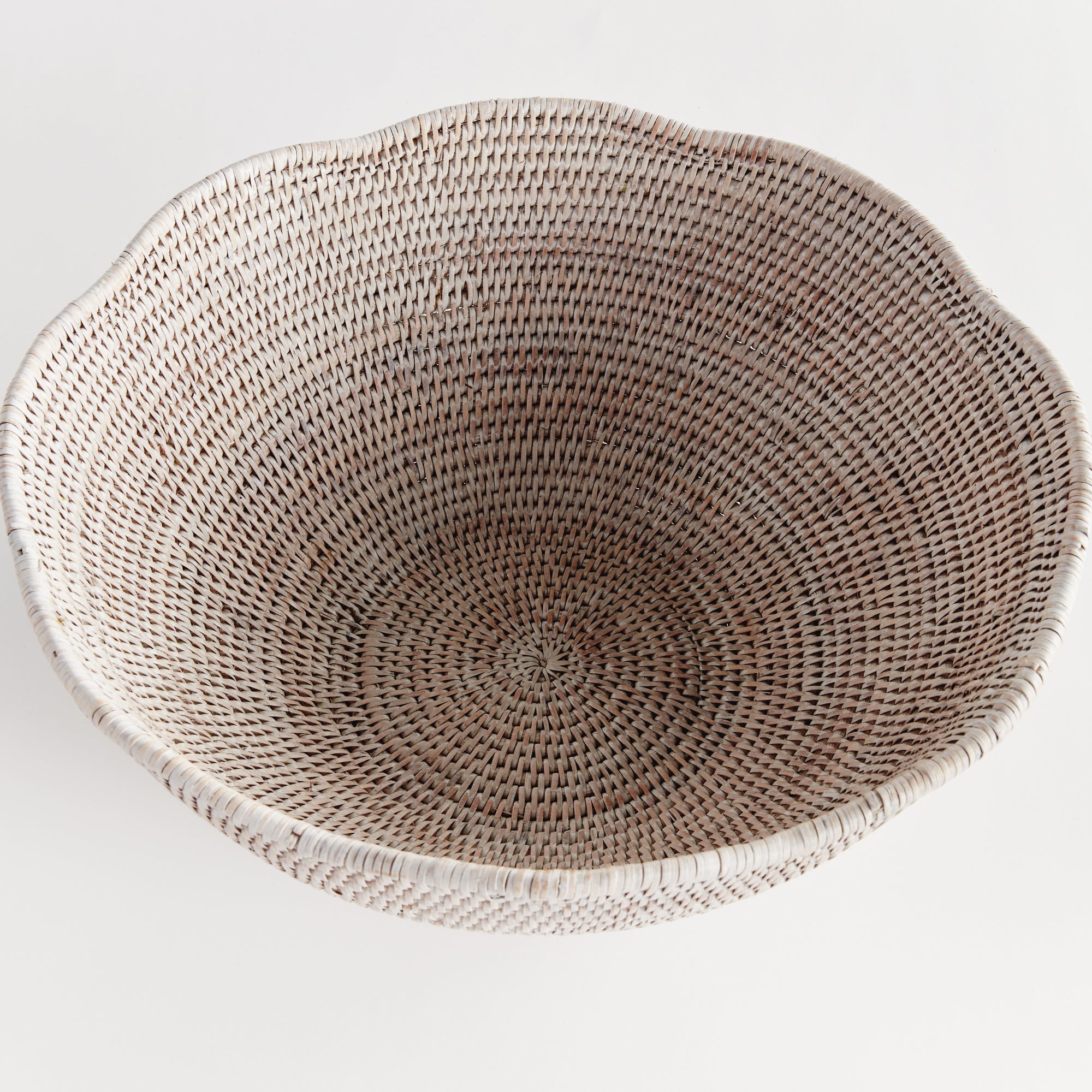 BURMA RATTAN SCALLOPED EDGE BOWL LARGE