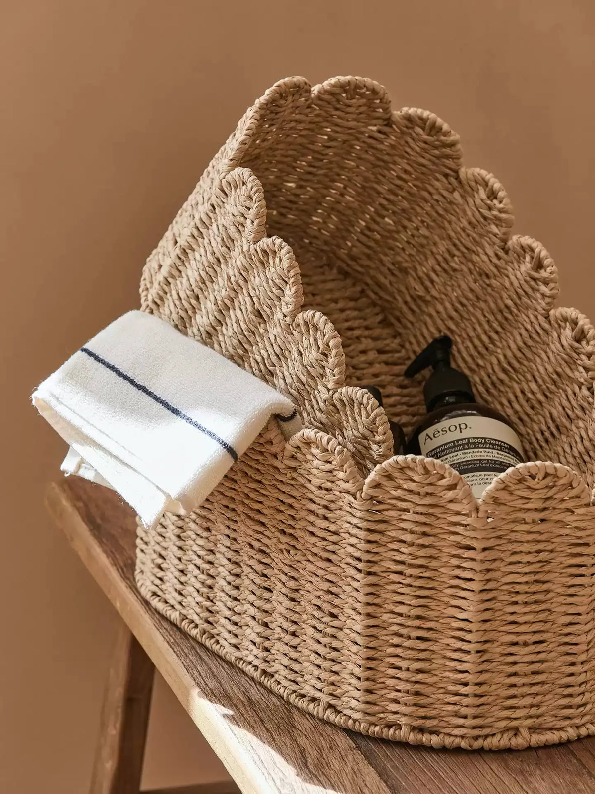 Meadow Scallop Basket