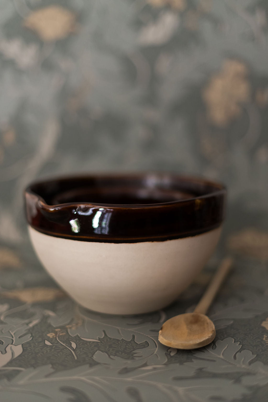 Galley & Fen Stoneware Bowl - Thumbnail 2