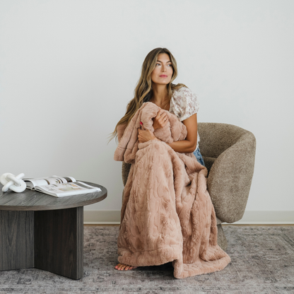 PATTERNED FAUX FUR XL THROW BLANKETS