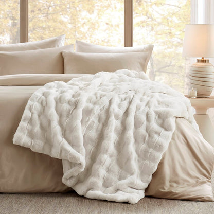 Vivienne Faux Fur Throw - Ivory