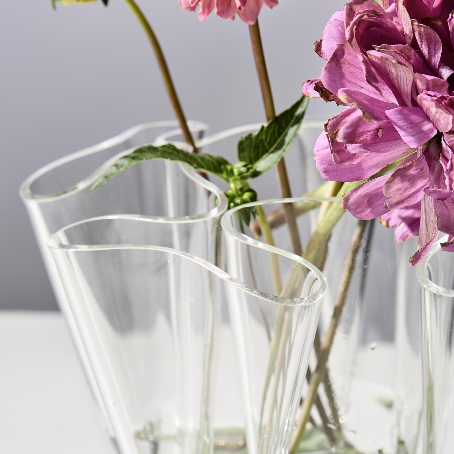 Handkerchief Hand-made 5 Section Vase - Acrylic
