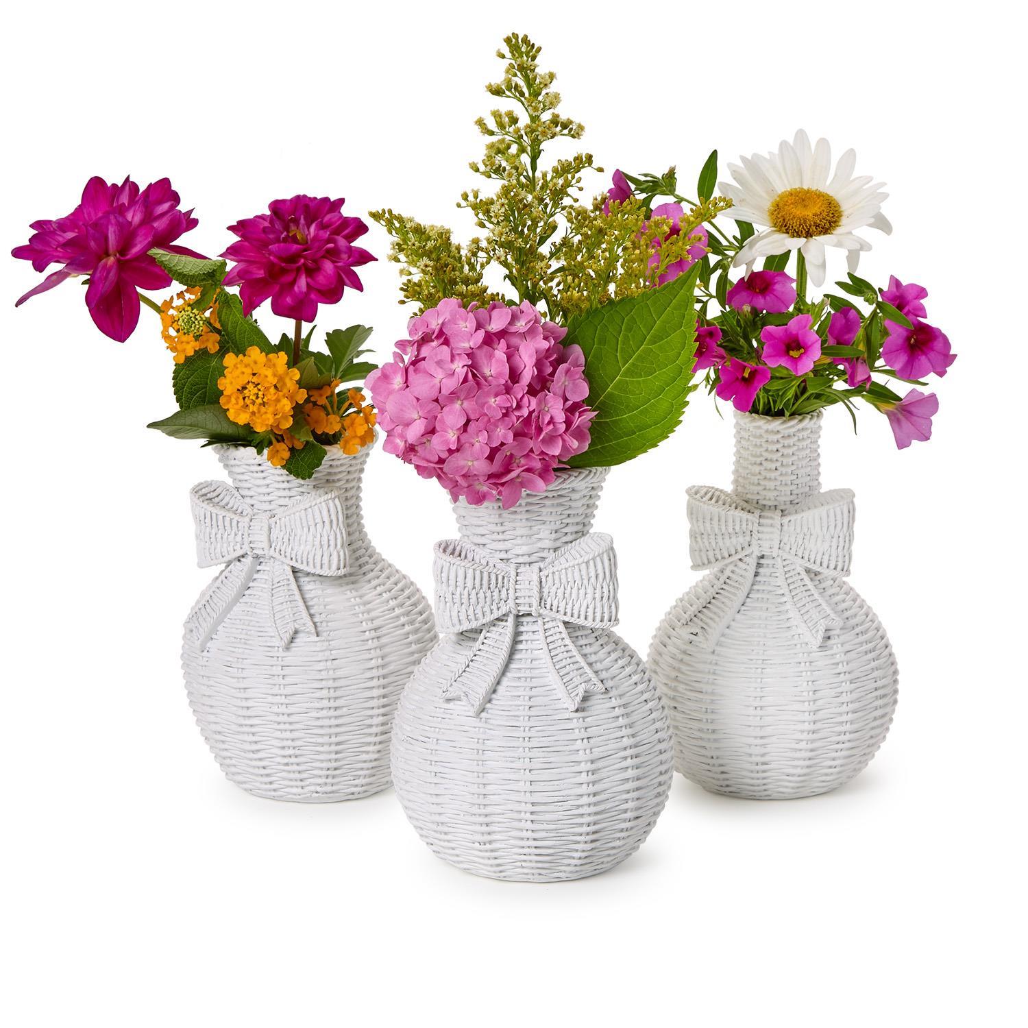 Bowed Beauties Set of 3 Basket Weave Pattern White Vases