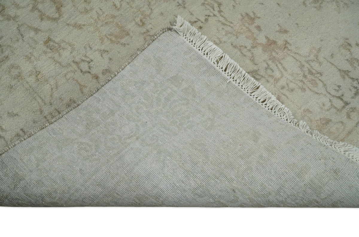 5x7 Fine Hand Knotted Beige and Brown Traditional Style Antique Wool and Silk Rug
