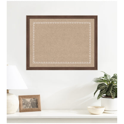 Pinboard White Scalloped Edge