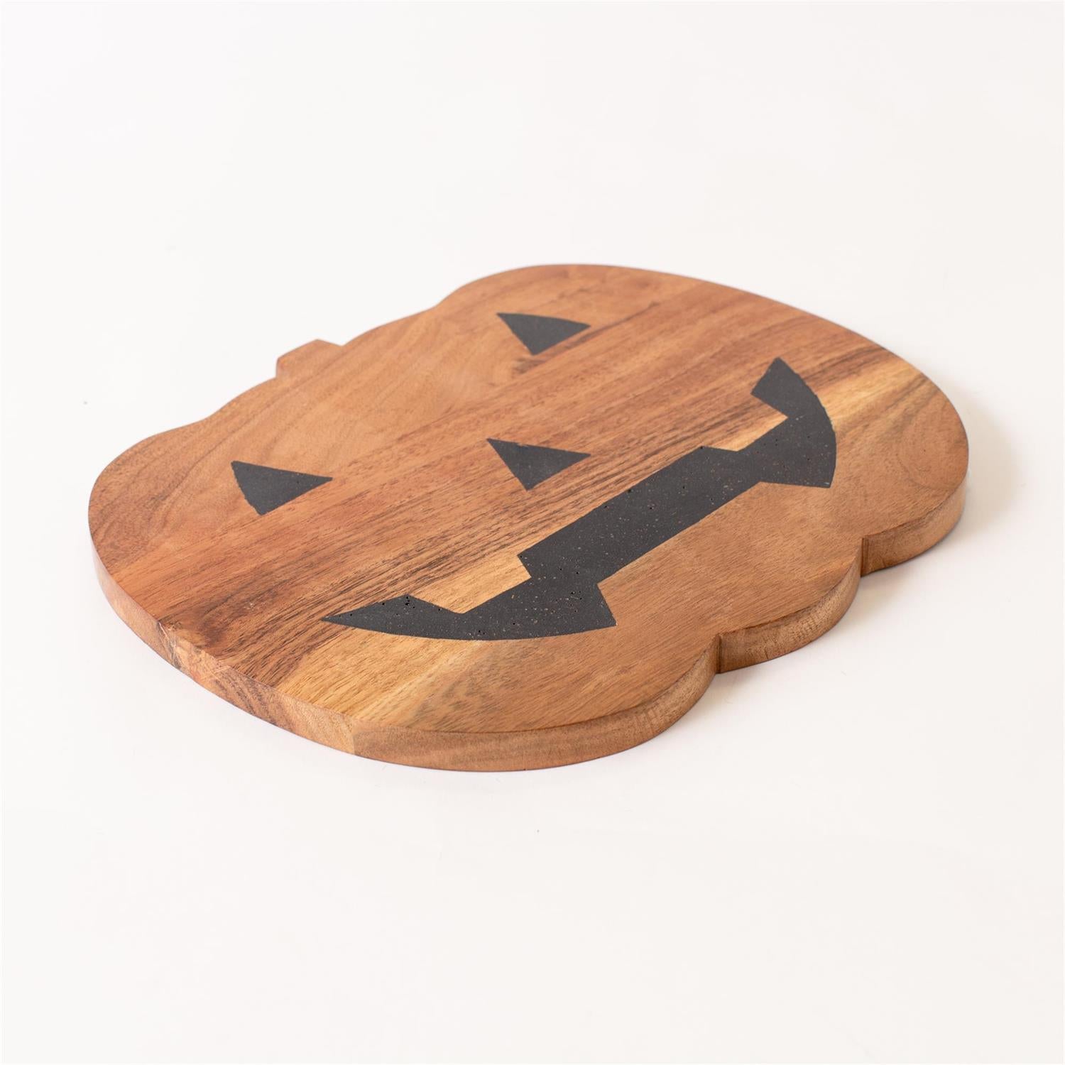 Slice &amp; Serve Jack O’ Lantern Board