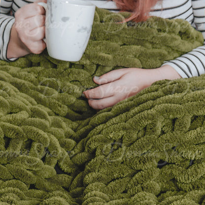 Chenille Knit Throw- Olive