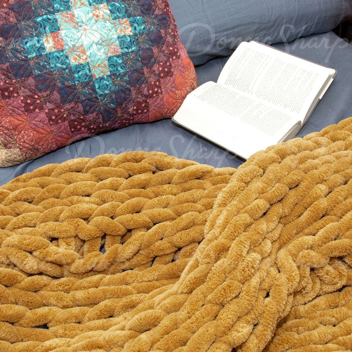 Chenille Knit Throw- Gold