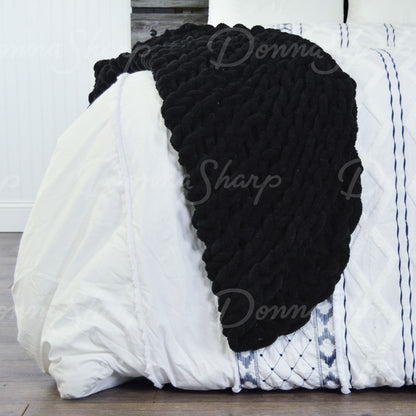 Chenille Knit Throw- Black