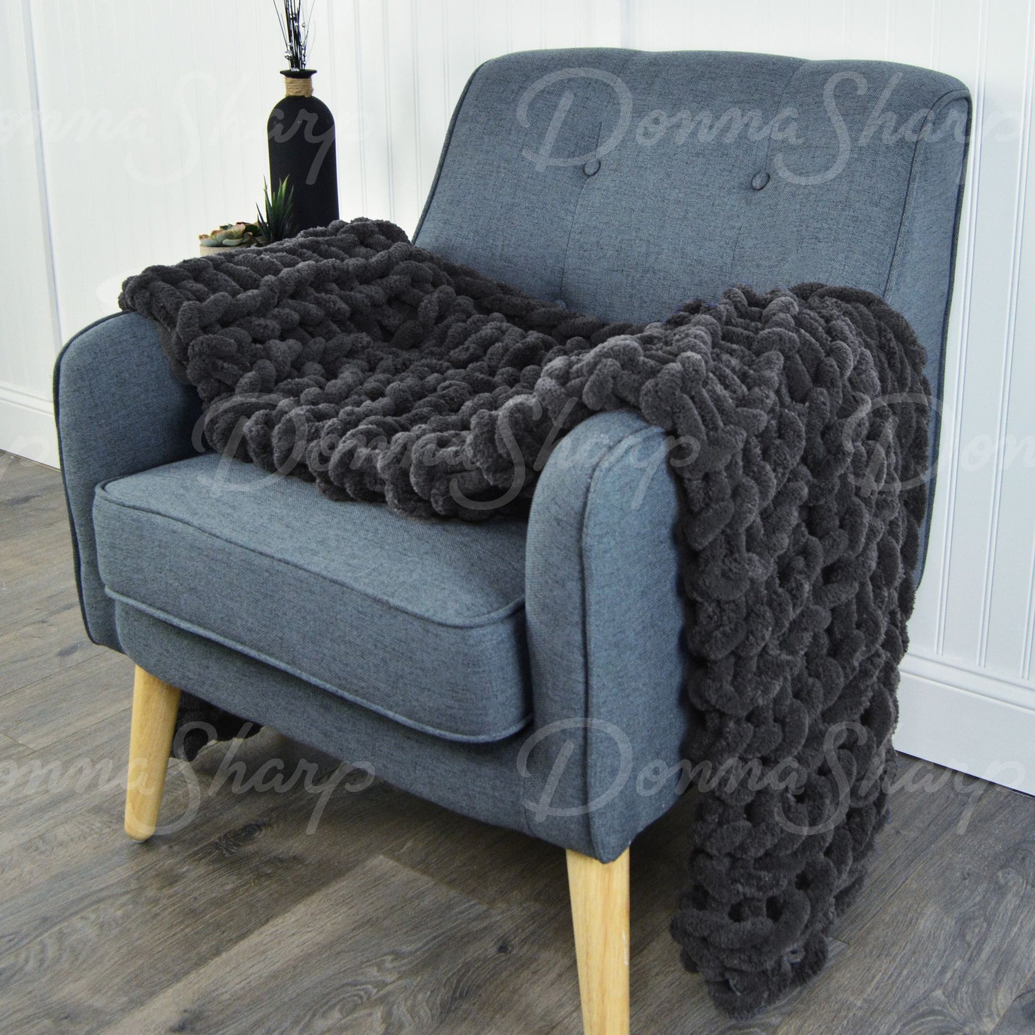 Chenille Knit Throw- Charcoal