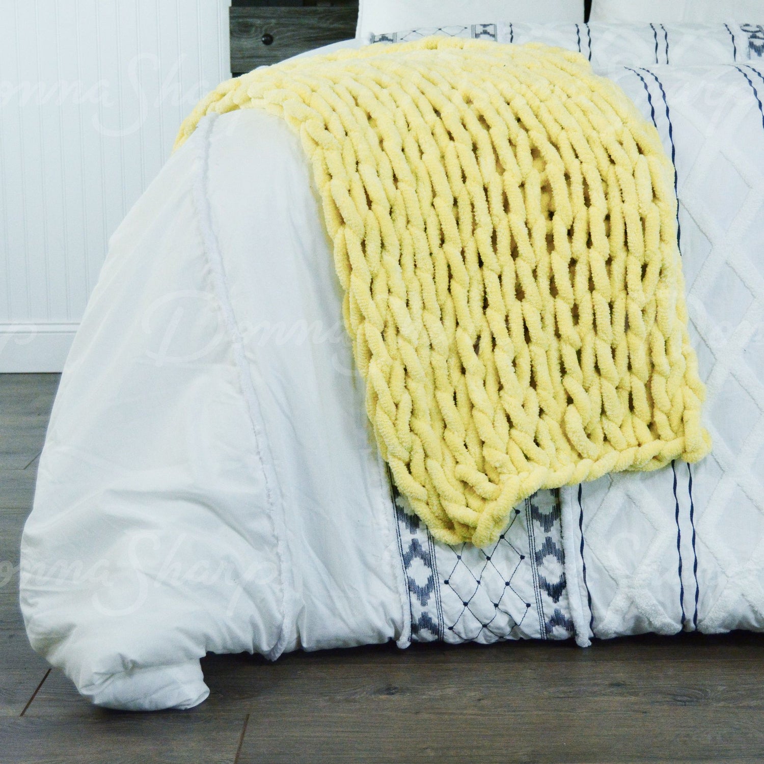 Chenille Knit Throw- Lemon