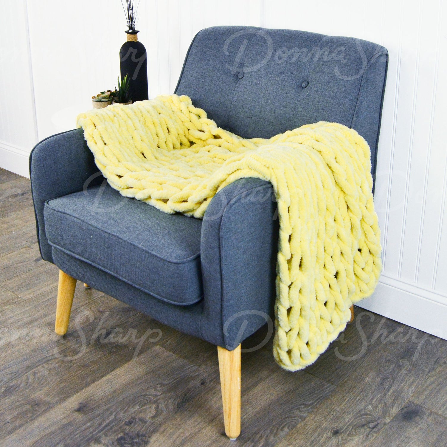 Chenille Knit Throw- Lemon