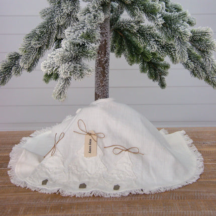 Tree Skirt - Raggedy Trees with Fabric Tag