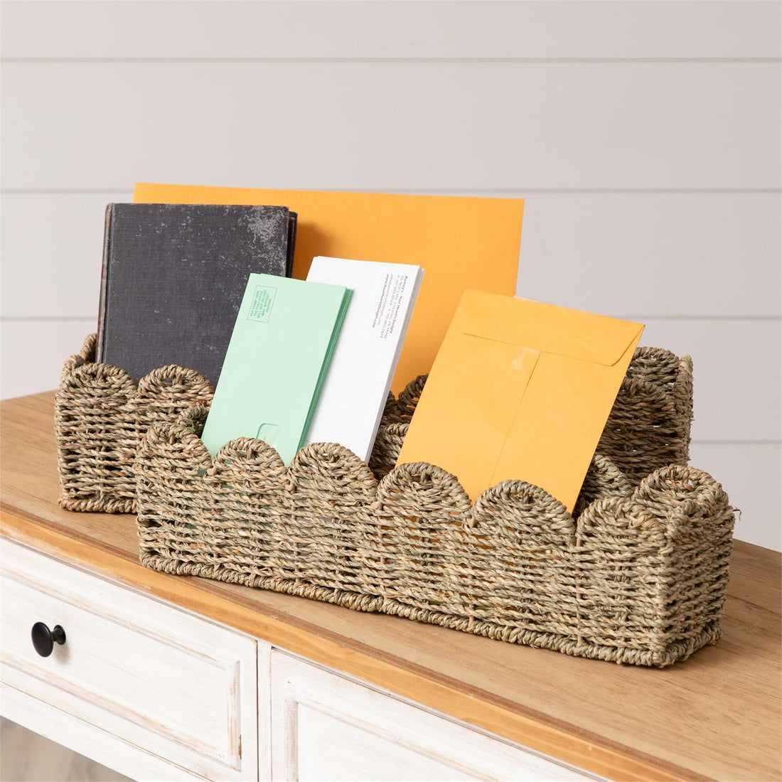 Scalloped Edge Seagrass Baskets, Wide