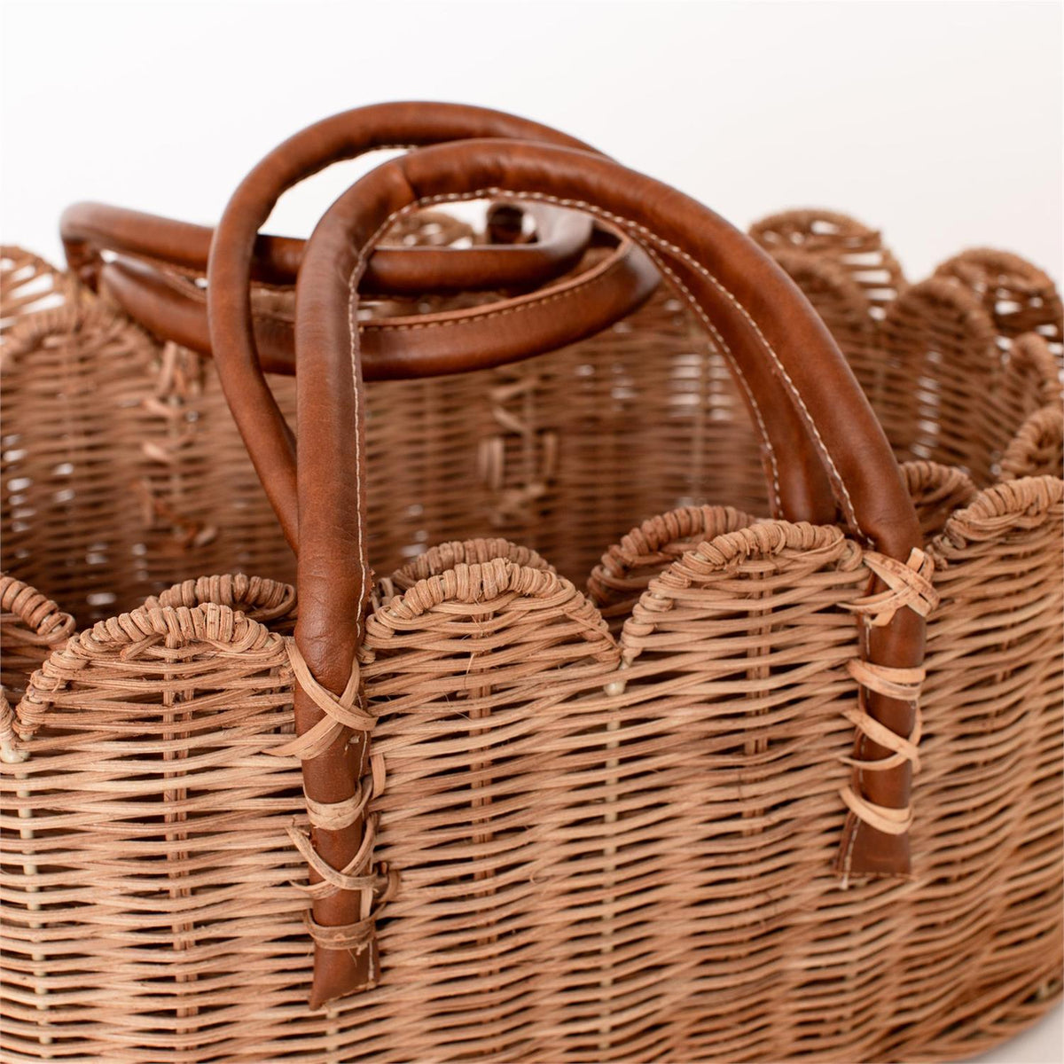 Natural Grace Handled Basket (Set of 2)