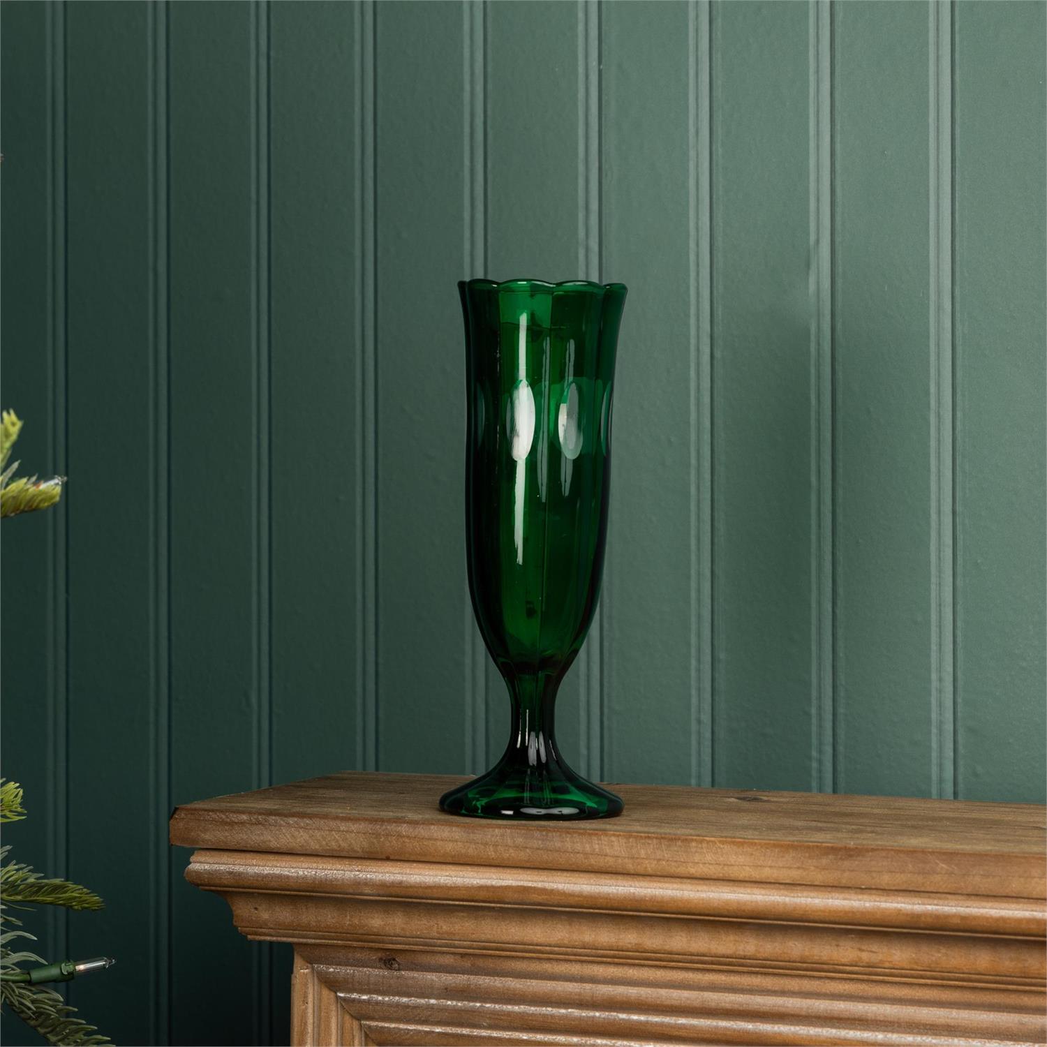 Evergreen Crest Glass Flute