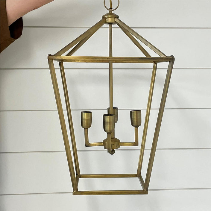 ANTIQUE BRASS TONE LANTERN CHANDELIER