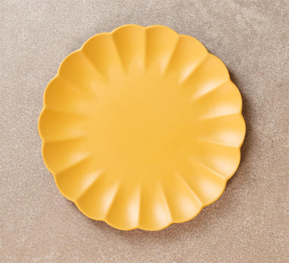 Scalloped Plate, Golden Dawn - Set of 12