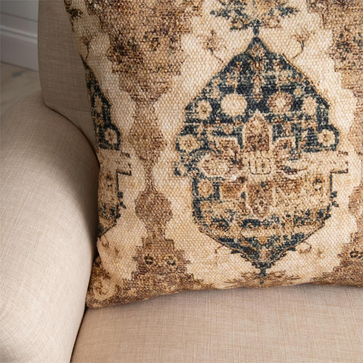 Pillow - Knubby Slub Antique Rug, Navy