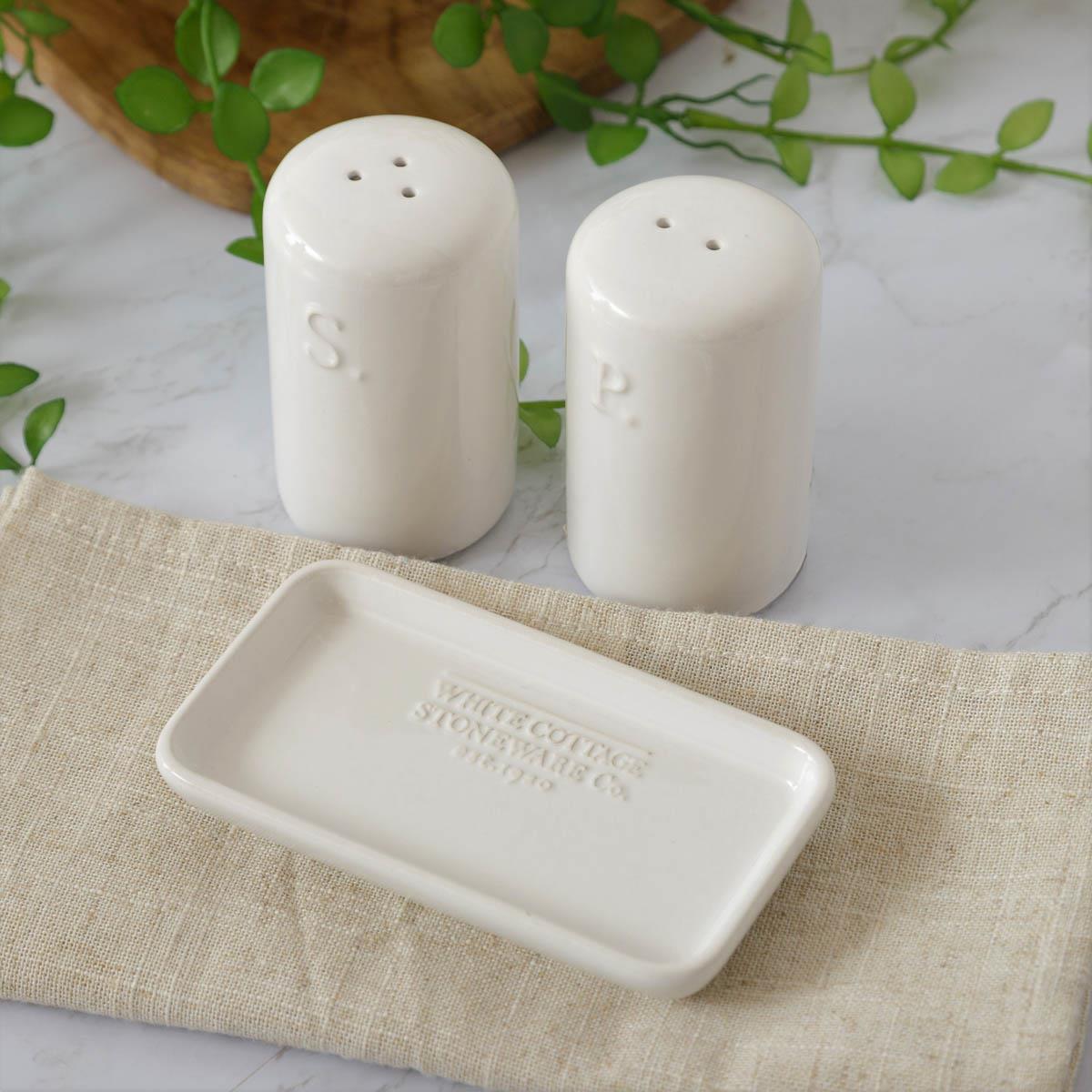 WHITE COTTAGE CERAMIC SALT AND PEPPER IN TRAY