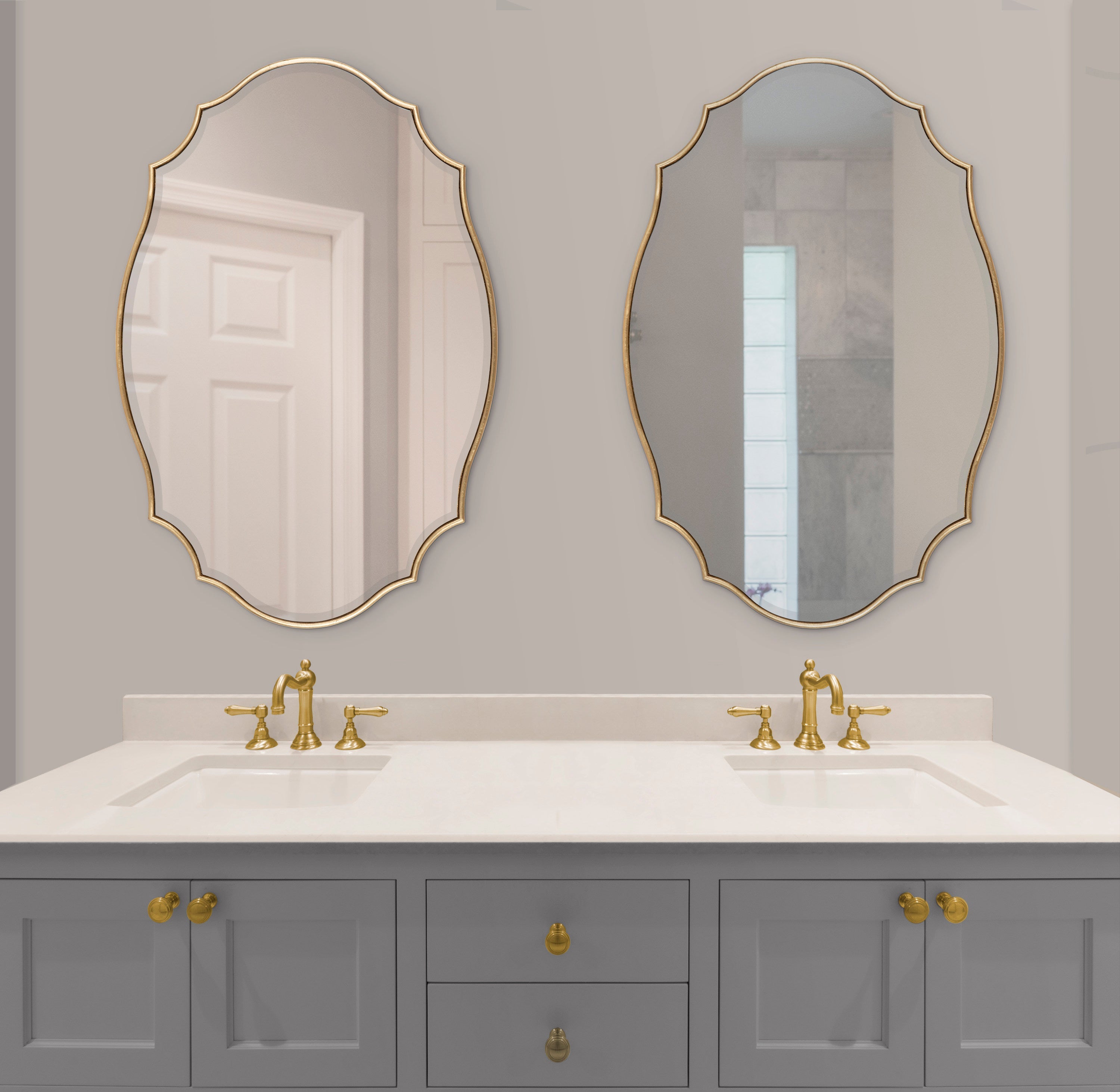 Leanna Scalloped Oval Wall Mirror