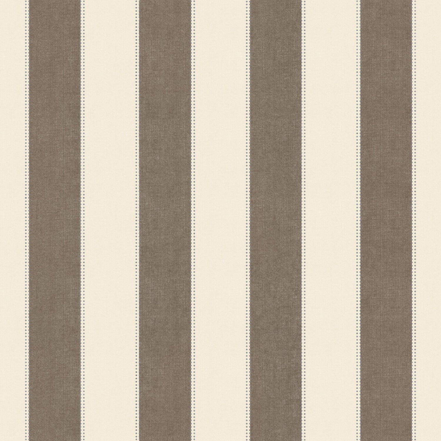 Amy (Brown) Wallpaper