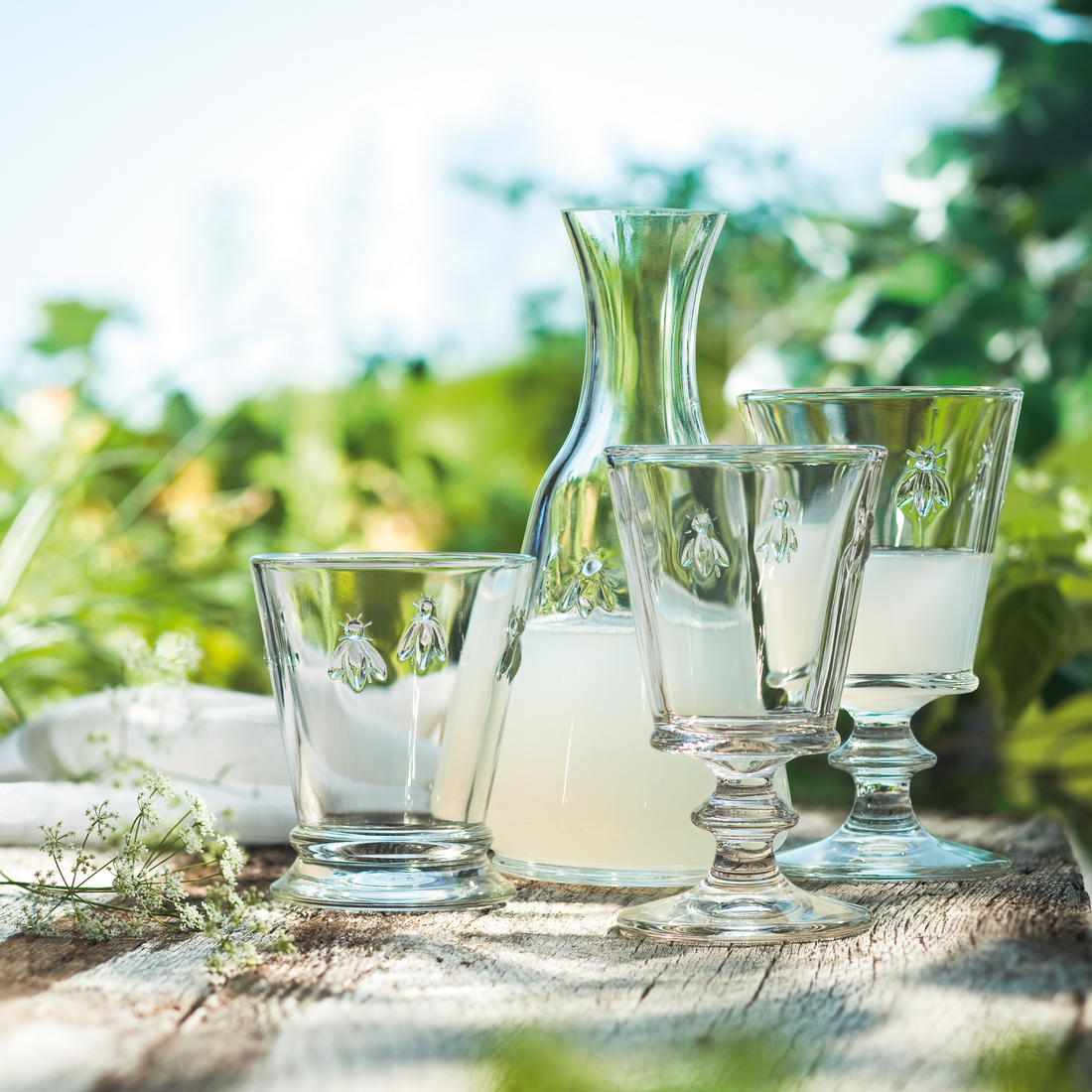 Bee Wine Glasses — Set of 6