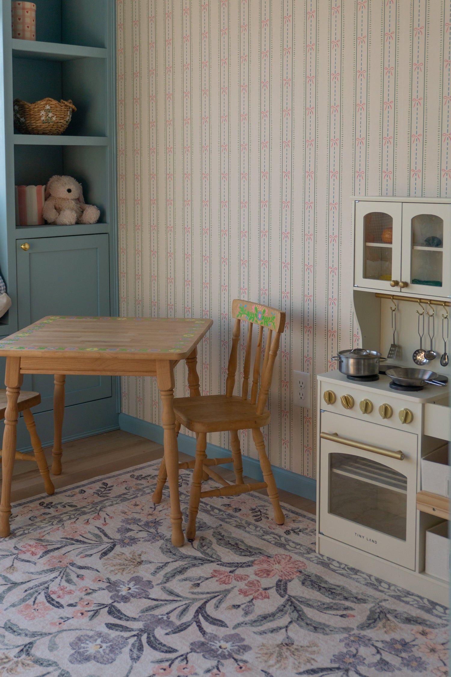 Lena Wallpaper by House of Haricot