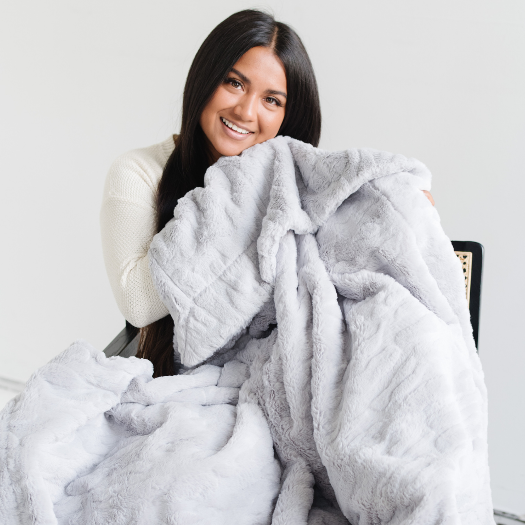 PATTERNED FAUX FUR XL THROW BLANKETS