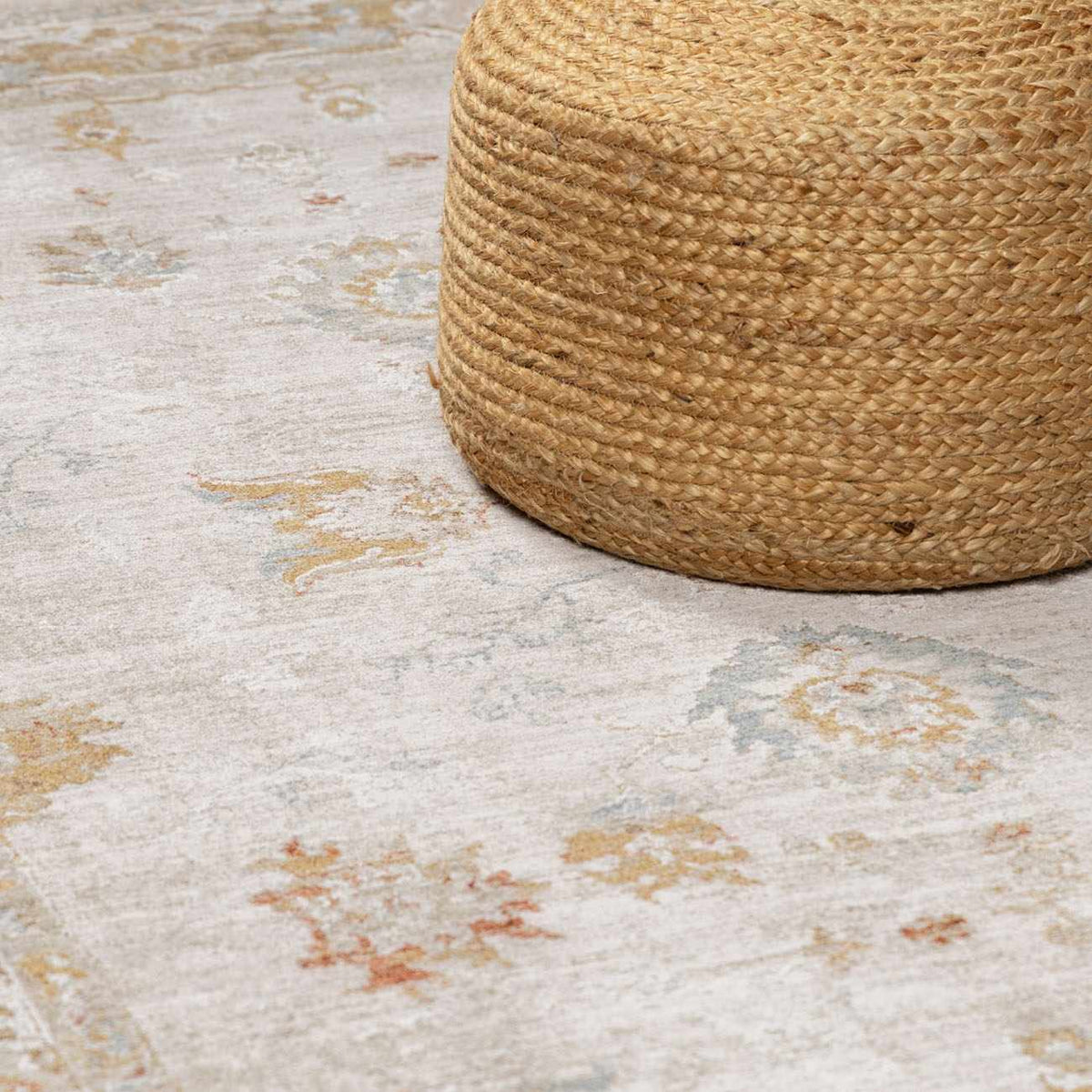 Elloree Traditional Thick Luxe Statement Rug - Clearance