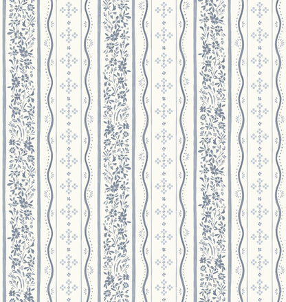 Este Wallpaper by Hufton Studio