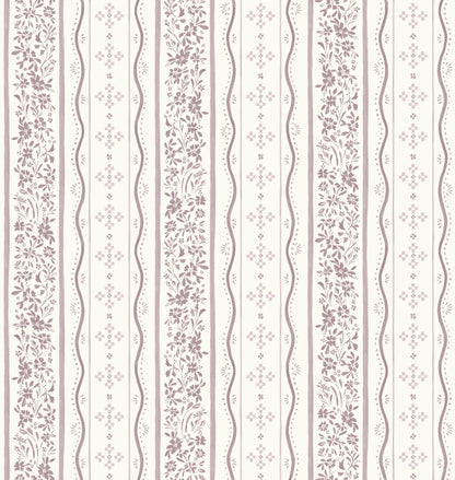 Este Wallpaper by Hufton Studio