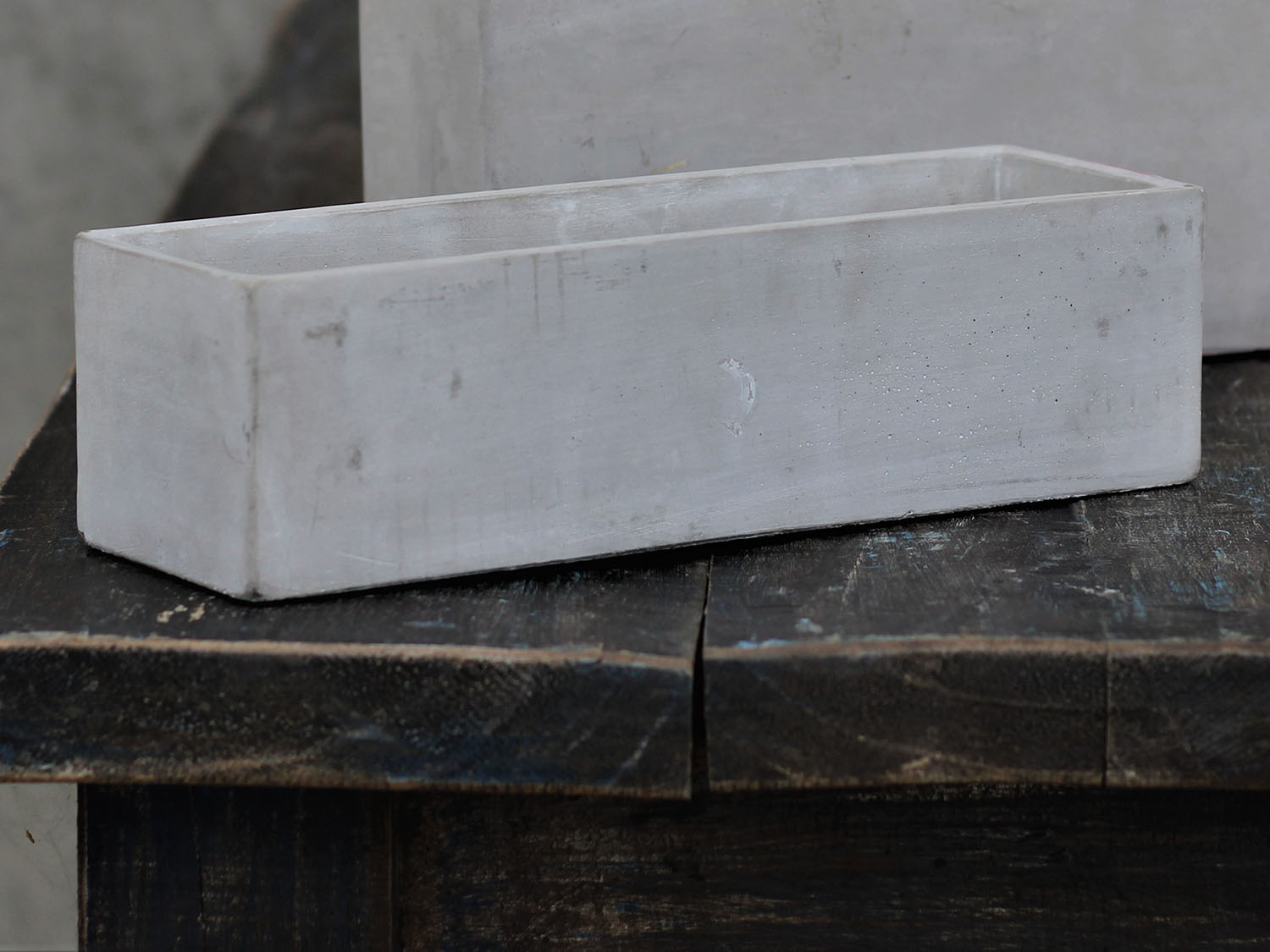 Low &amp; Mid Rectangular Concrete Planter By Plantatorem
