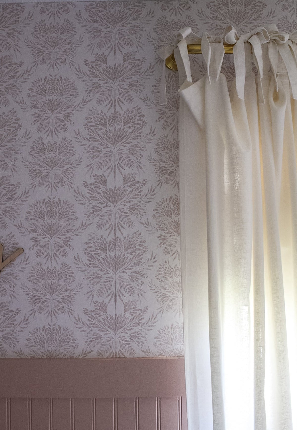 Genevieve Wallpaper by Bloomery Decor